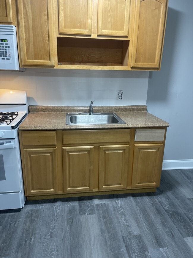 Photo - 6531 Theodore St