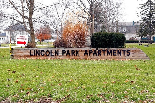 Photo - LINCOLN PARK APARTMENTS