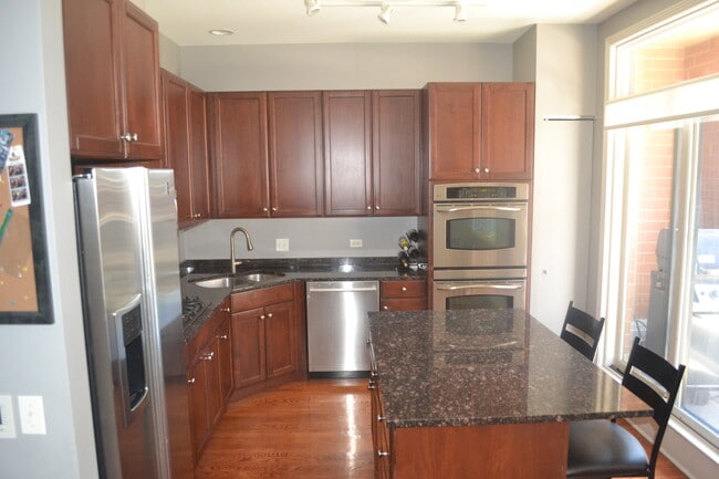 Photo - 1117 W Monroe St Unidad 11