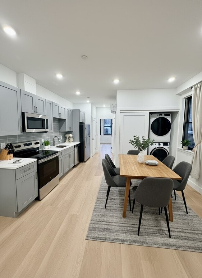 Photo - 178 W Seymour St Unit 2