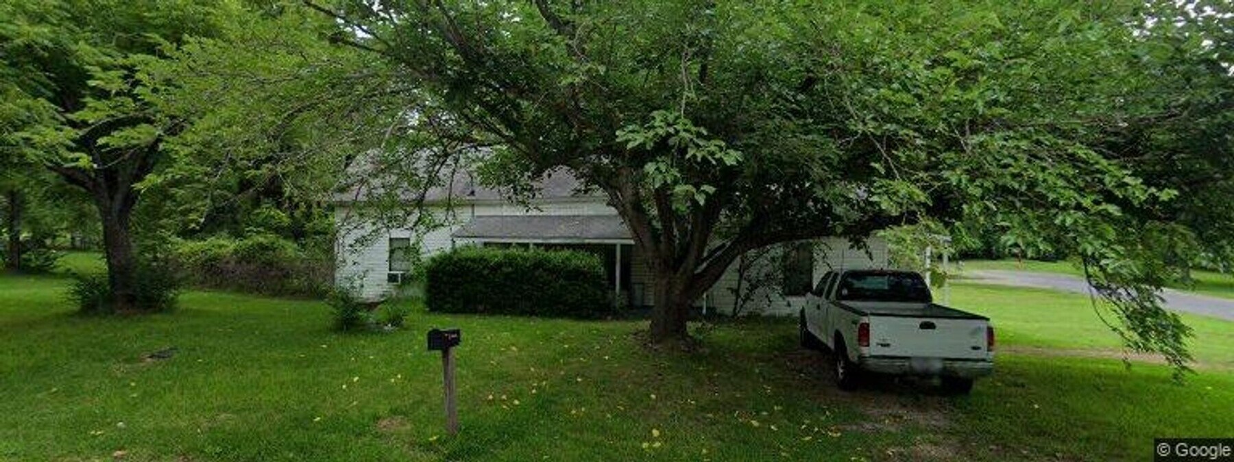 Beautifully Remodeled Home for Rent – Plenty of Space Inside & Out! - Beautifully Remodeled Home for Rent – Plenty of Space Inside & Out!