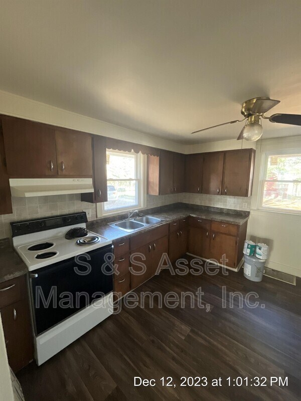 1400 Haslett Rd Rental House Rental in Meridian charter Township, MI