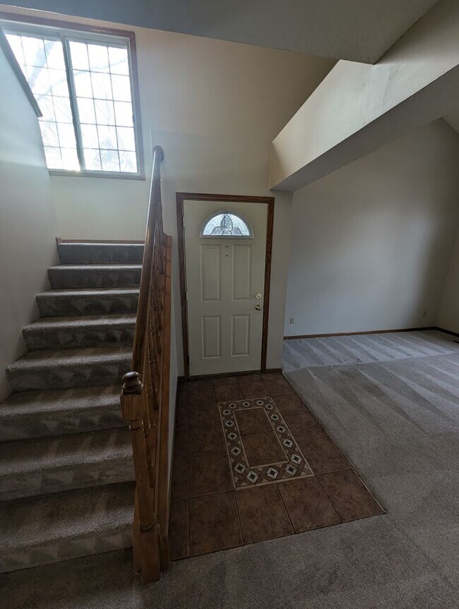 Photo - 2583 Bedford Ct