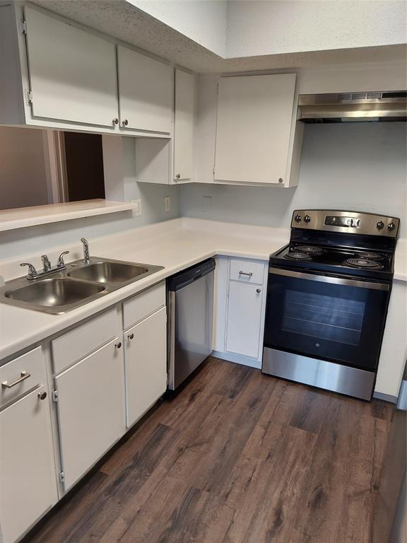 Photo - 10855 Meadowglen Ln Unit Riverstone