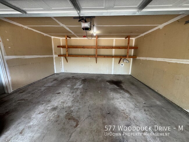 Photo - 577 Woodduck Dr
