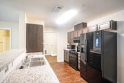 1BR, 1BA