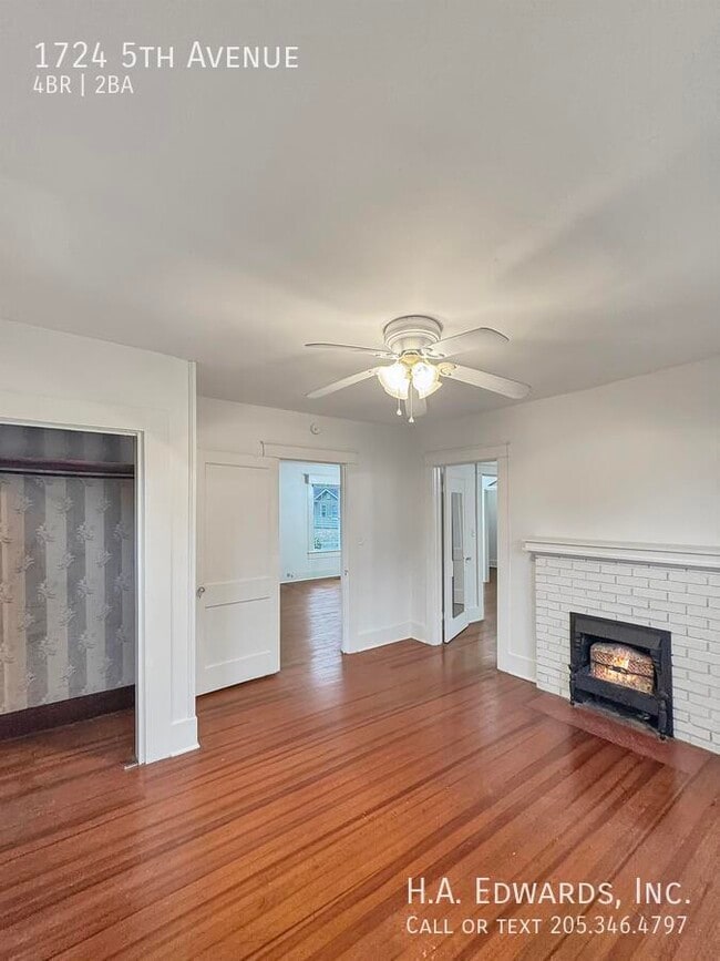 Photo - 1724 5th Ave