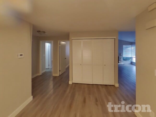 Photo - 1021 30th St NE