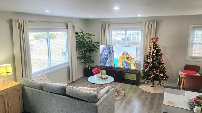 Photo - 2726 W Park Pl