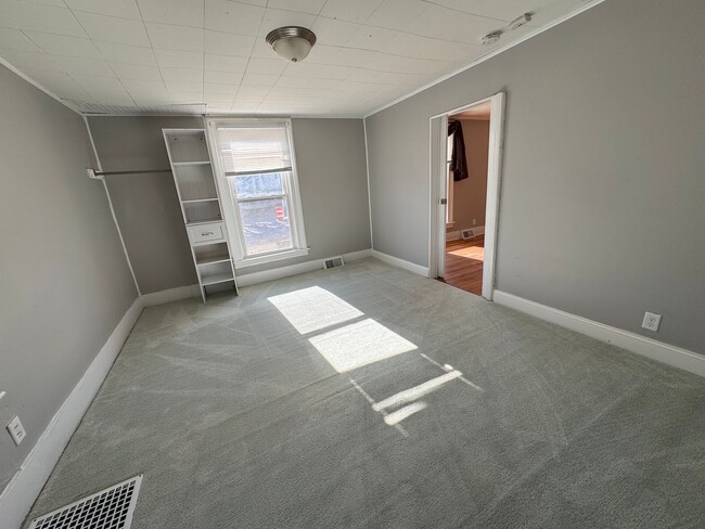 Photo - 618 E Locust St Unit 618