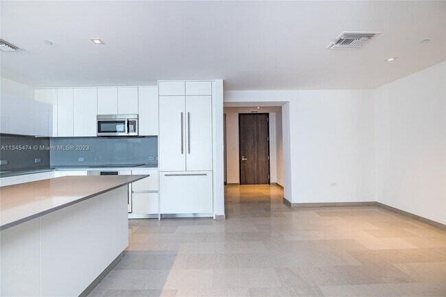 Photo - 88 SW 7th St Unit 1004