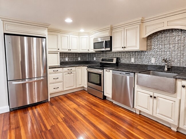 6 A School St Unit 6A