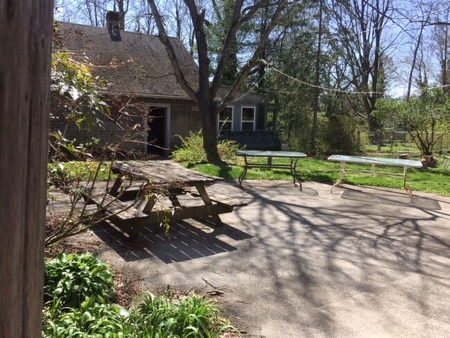 Photo - Radford, 5 BR / 2.5 BA, Available in August