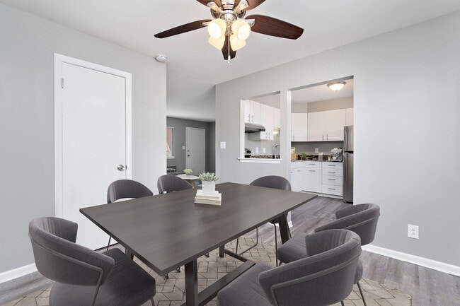 Photo - Chapel Hill KC Apartments LLC