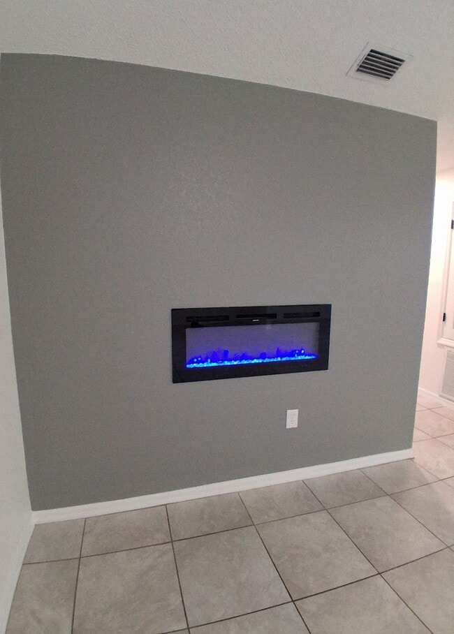 Photo - 10490 Chalmer St Unidad 8