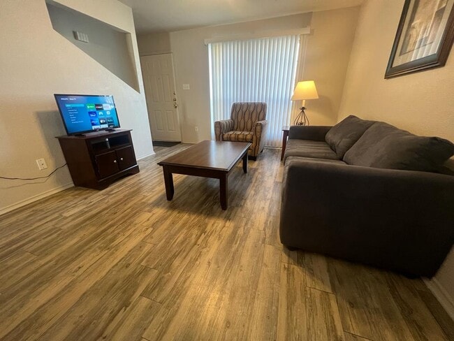 Photo - 4406 Mattie Dr