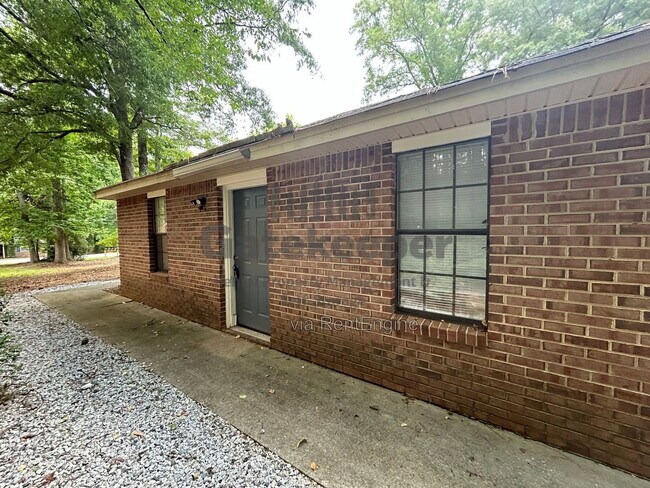 Photo - 115 Meadowbrook Ct Unit A