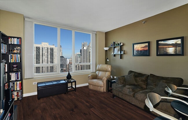 Photo - 33 W Ontario St Unit 41G