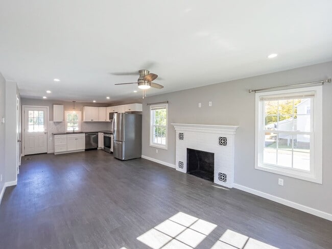 Photo - 159 Dunham St