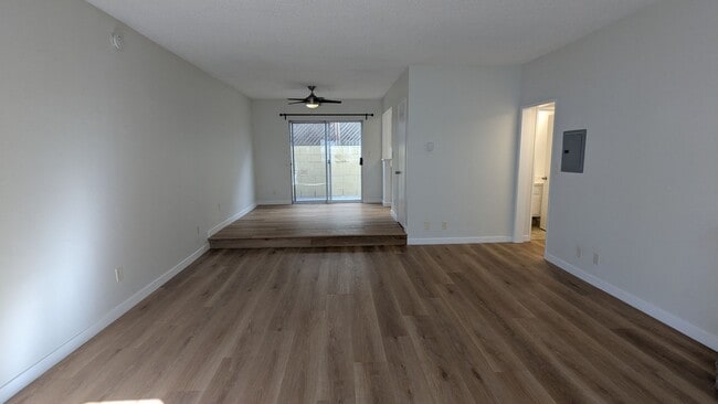 Photo - Beautifully Remodeled 2 Bed 1.5 Bath Santa... Unit 2
