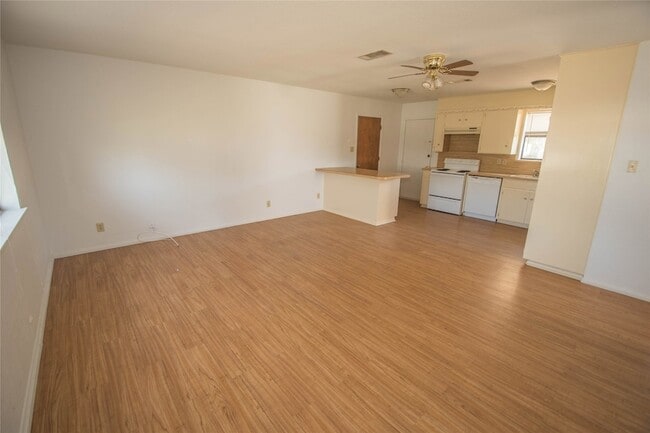 Photo - 712 N Keith St