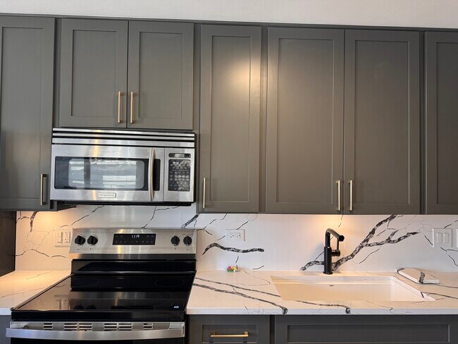 Photo - 30 E Huron St Unit 907