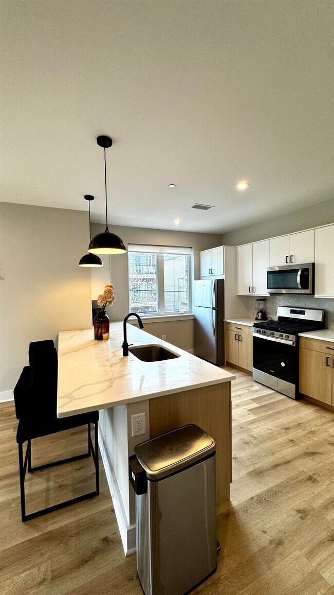 Photo - 203-205 Randolph Ave Unit# 101 Unit # 101