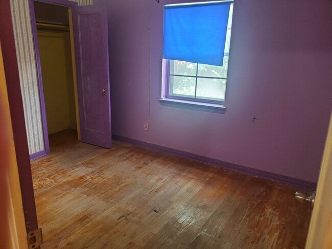 Photo - Available Now! 4Bed 1.5Bath NorthSide Home