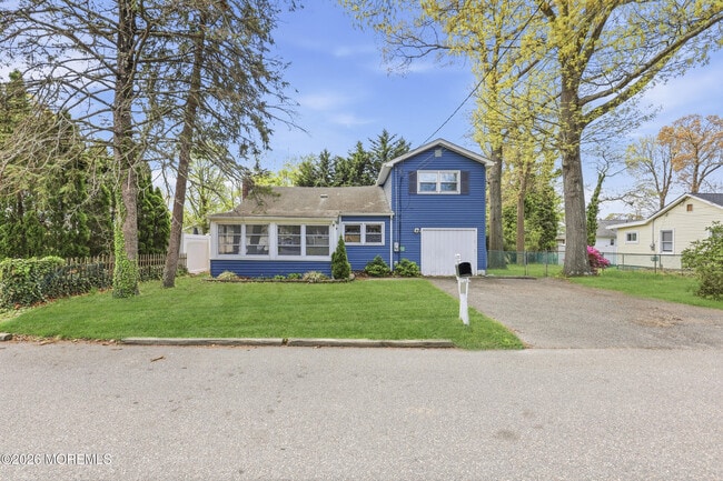 Building Photo - 5 Rickard Ct