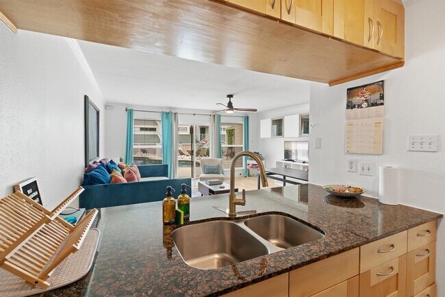 Photo - 1818 S Lakeshore Blvd Unit 8