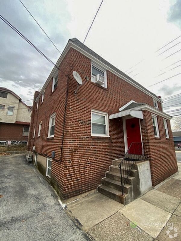 Building Photo - 201 Blunston Ave Unit Apartment A