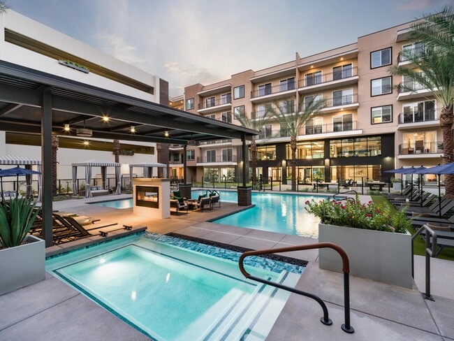 A sleek mix of cabanas, loungers, and a resort-inspired pool with spa and fire features creates the perfect outdoor escape at Modera Kierland.