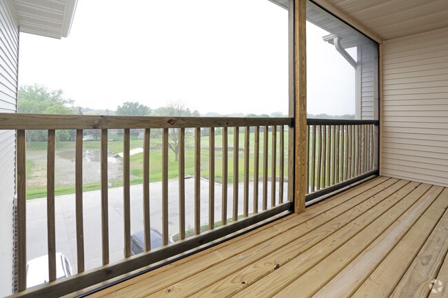 Screened-In Balcony
