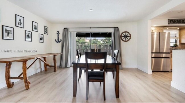 Photo - 9510 NW 31st Pl