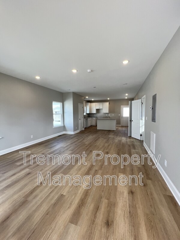 Photo - 1226 Sholar Ave