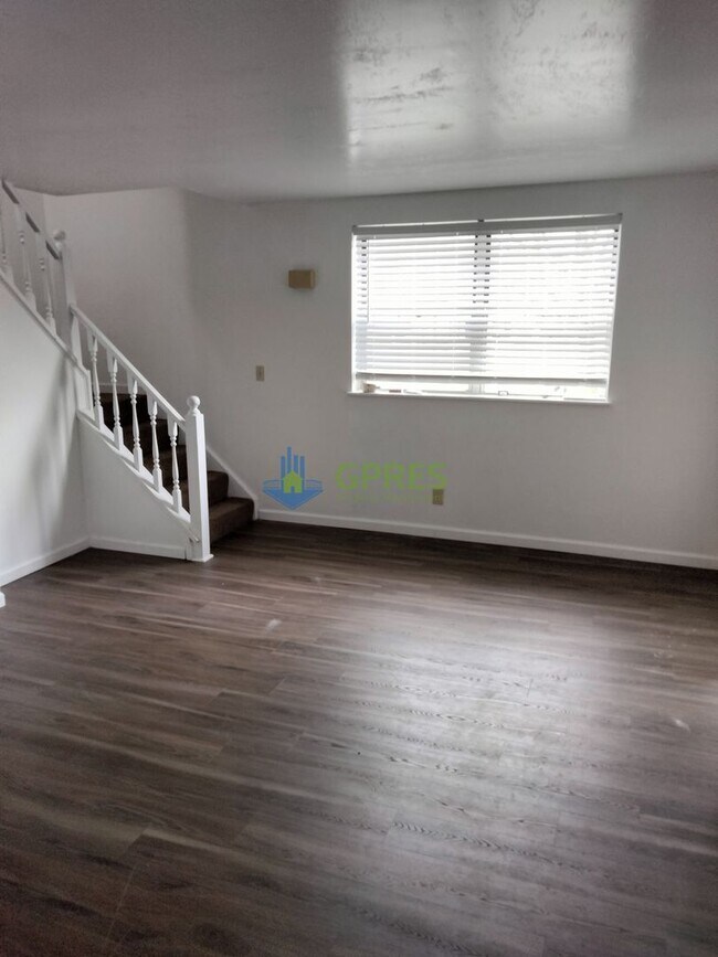 Photo - 1426 Homestead Rd Unit 3