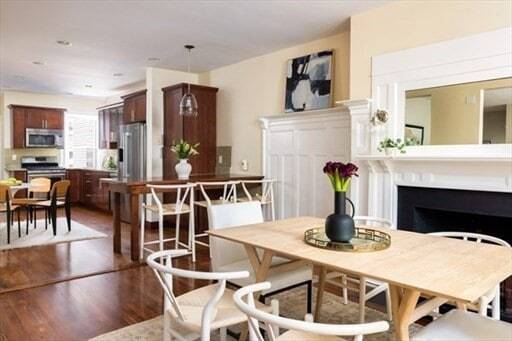 Photo - 1898 Beacon St Unidad 4