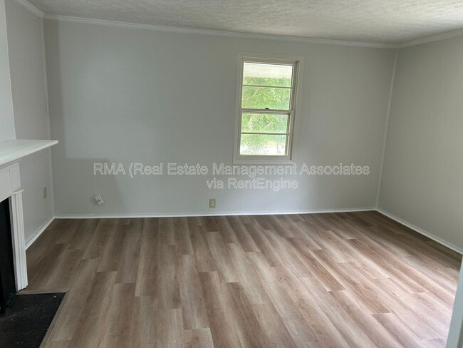 Photo - 56 5th St