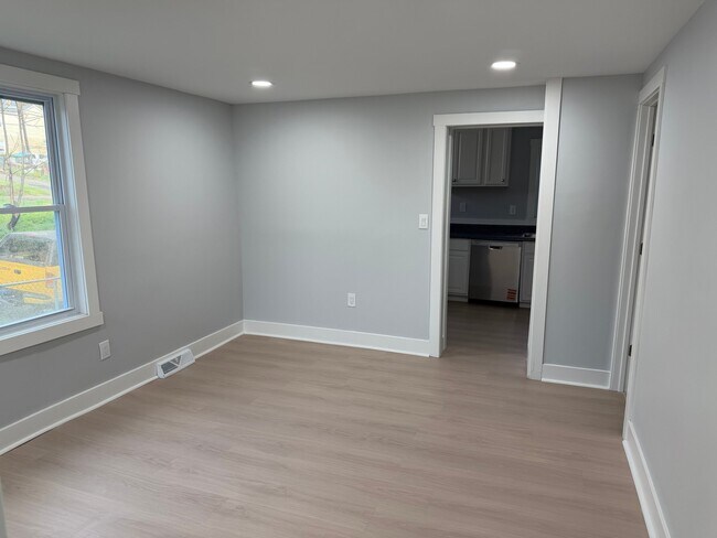 Photo - 1115 Fairdale St