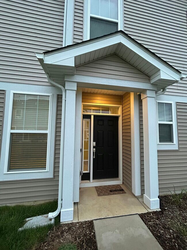Photo - 8301 Kannon Dr