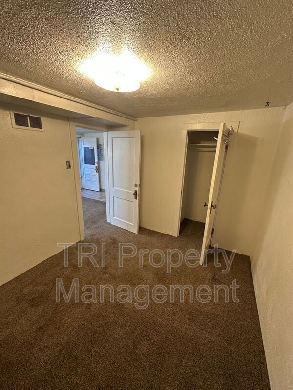 Photo - 2224 9th Ave