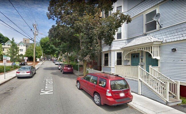 Building Photo - 112 Kinnaird St Unit 112