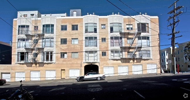 900 Broderick