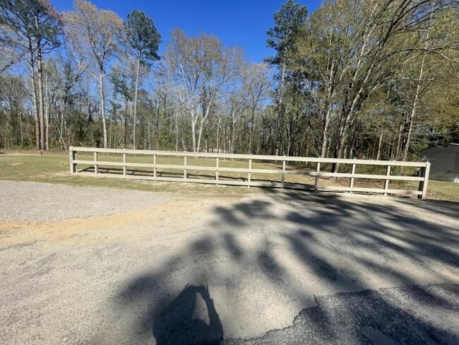 Photo - 931 Ravenwood Dr