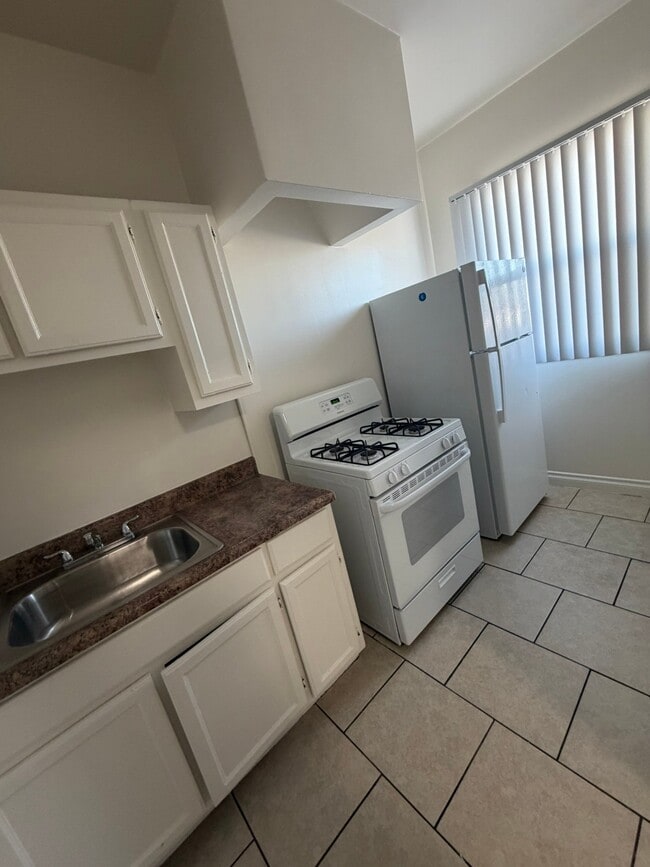 Photo - 2877 San Marino St Unit 107