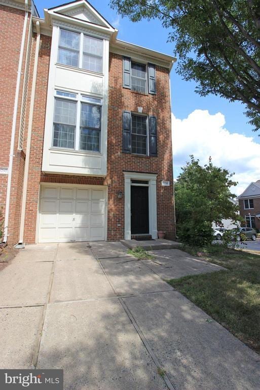 Building Photo - 11799 Valley Ridge Cir Rental