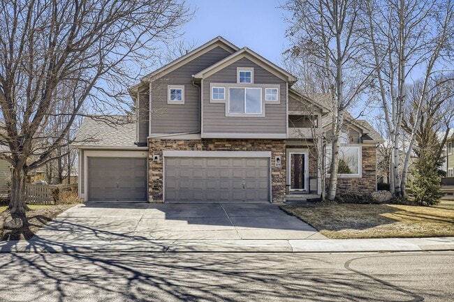 Photo - Spacious 4 BDR Longmont Home