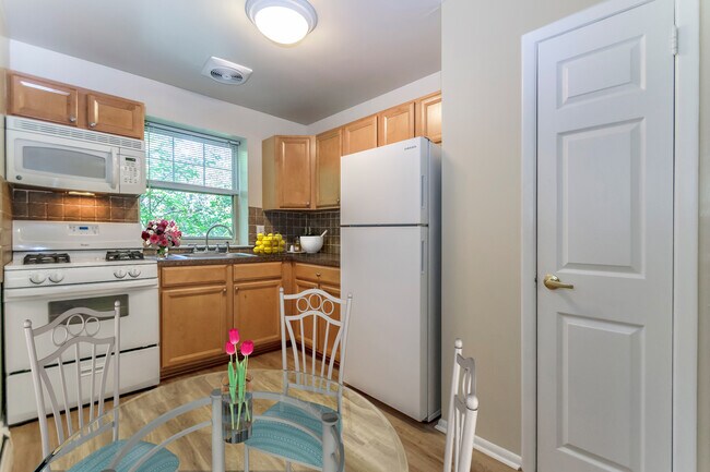 Photo - Font Hill Apartments