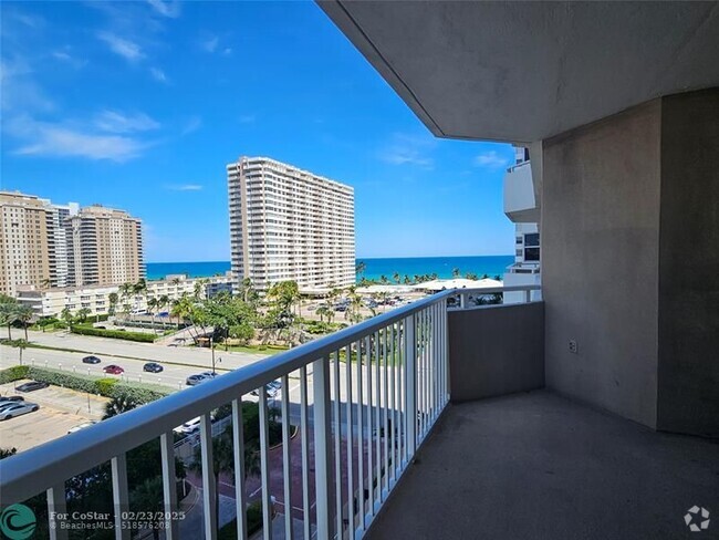 Building Photo - 1985 S Ocean Dr Unit 7K Rental