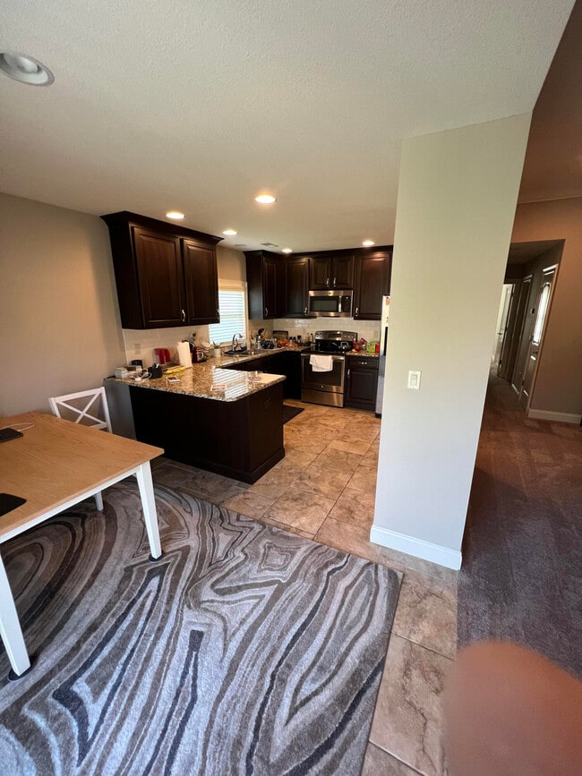 Photo - 1707 Trellis Ln